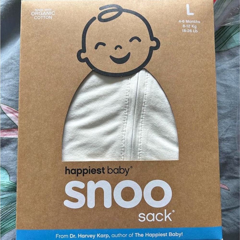 New in box Snoo sleep sack with clips